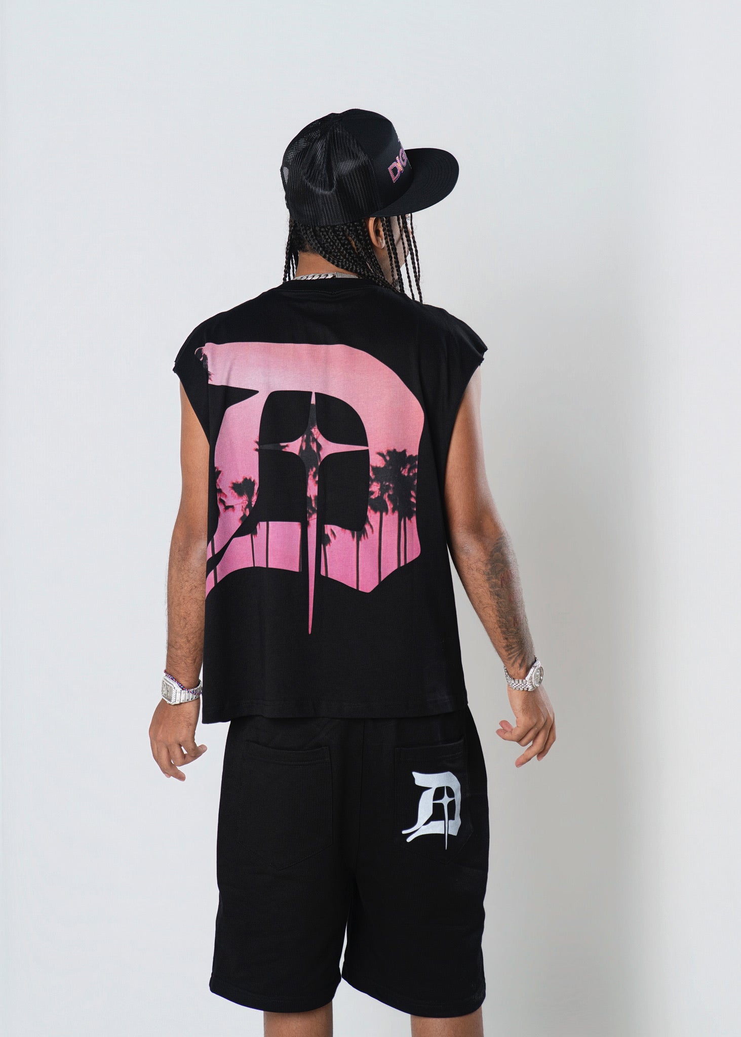 DIGITAL LA SLEEVELESS TEE