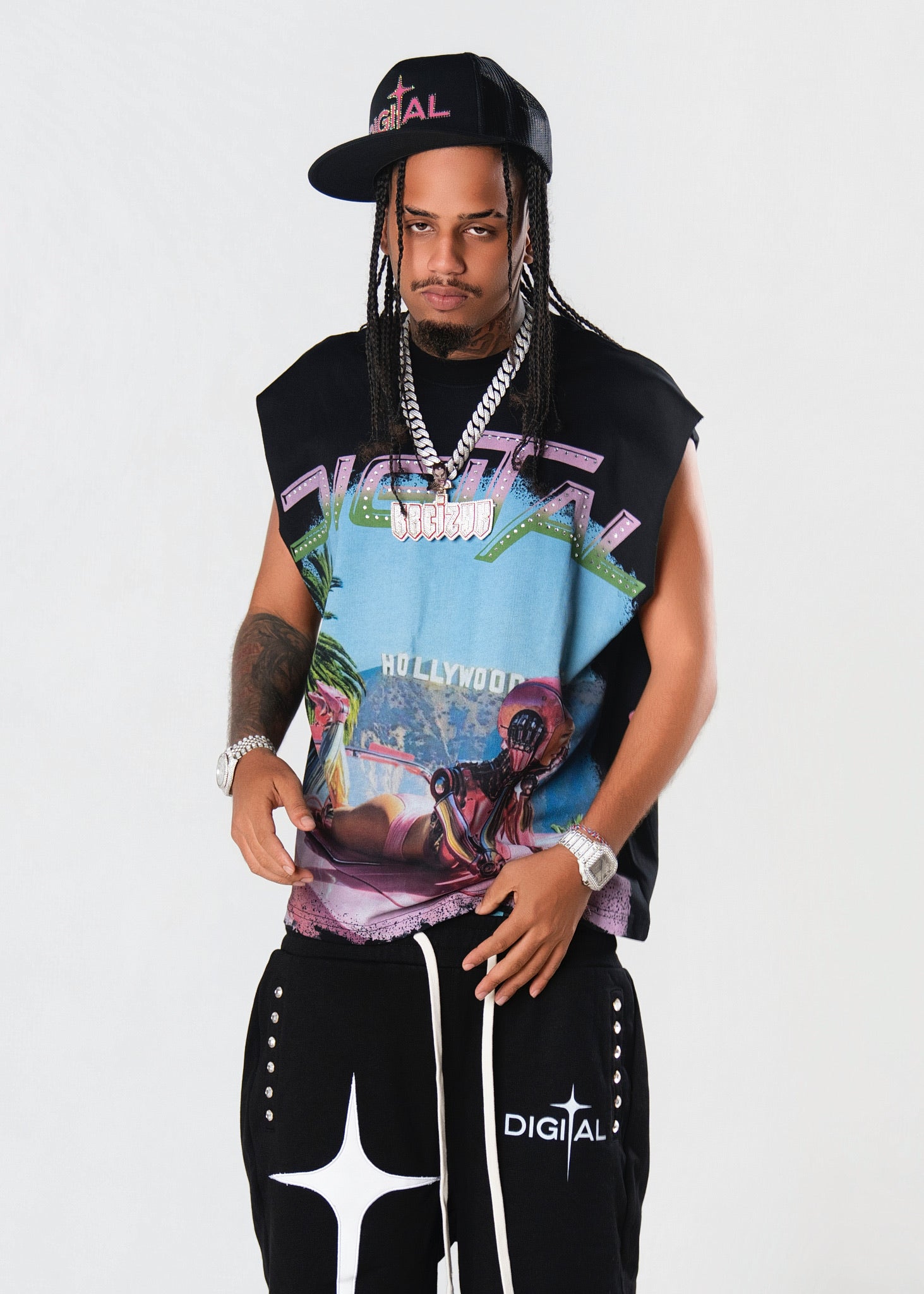 DIGITAL LA SLEEVELESS TEE